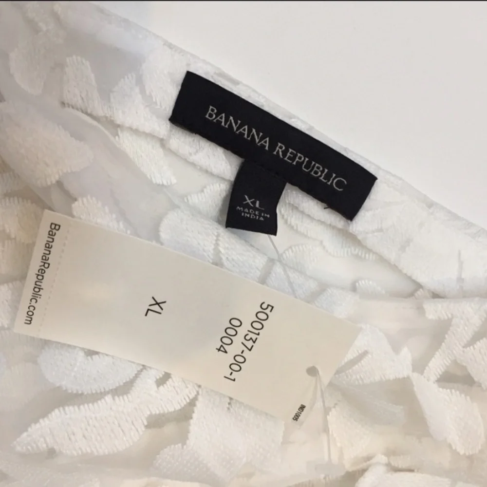 Banana Republic White Sheer Lace Organza Tank - Picture 6 of 6